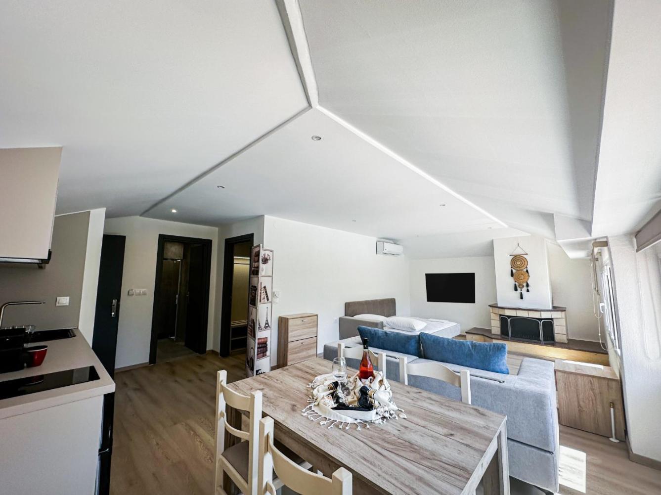 סקאלה פוטאמיאס Erics Apartment מראה חיצוני תמונה