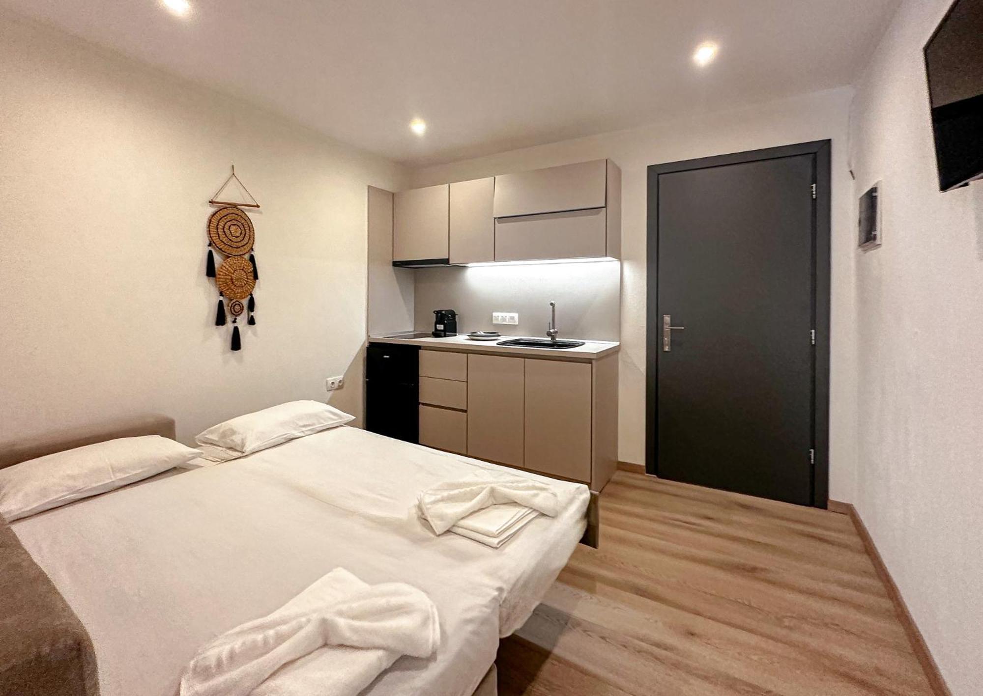 סקאלה פוטאמיאס Erics Apartment מראה חיצוני תמונה