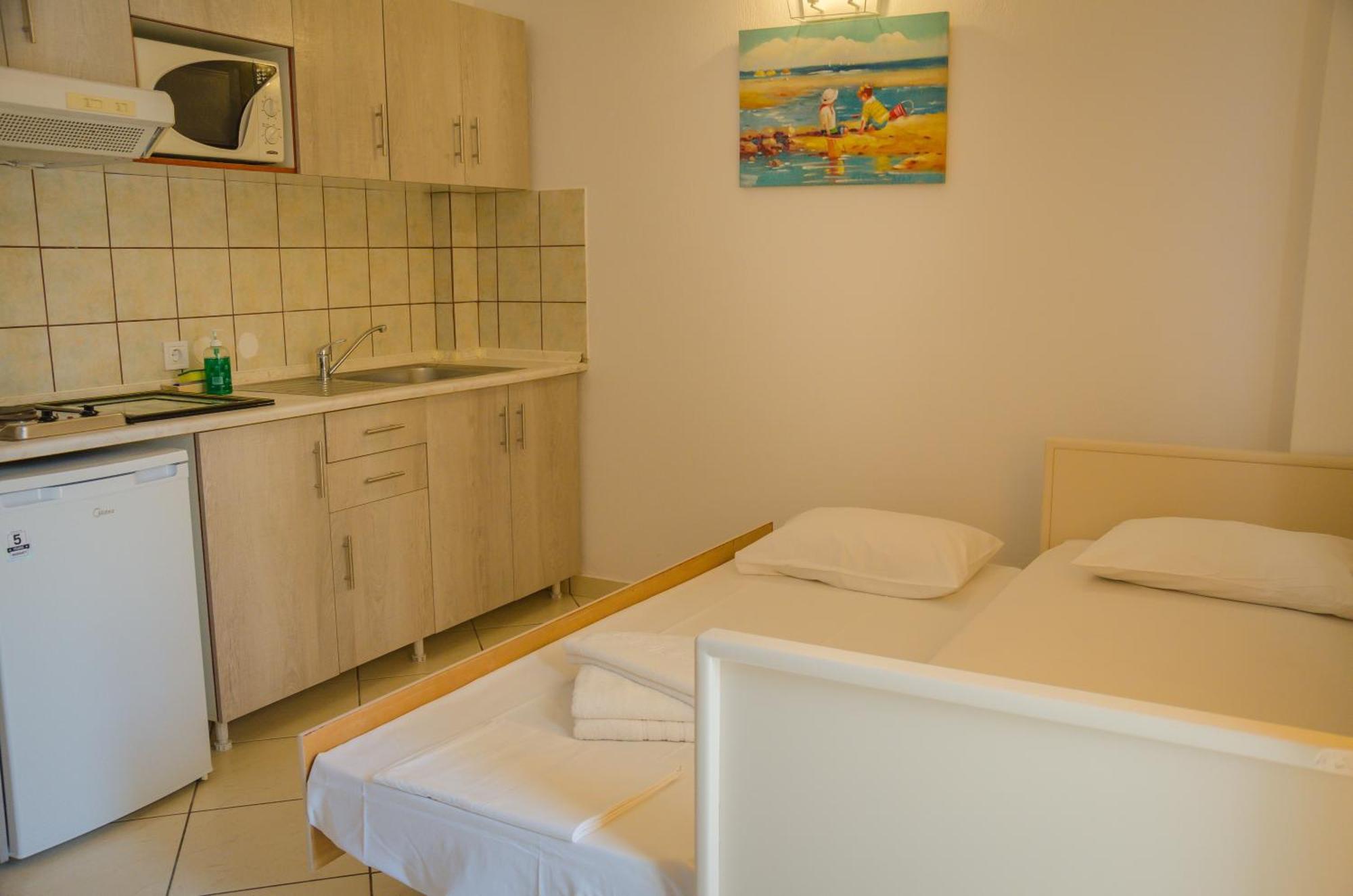 סקאלה פוטאמיאס Erics Apartment מראה חיצוני תמונה